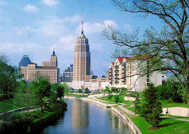 San Antonio becomes capital of Texas