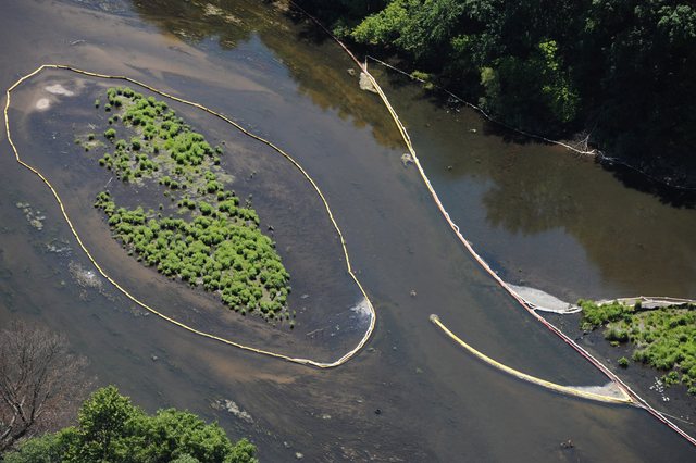 U.S. report blasts Enbridge