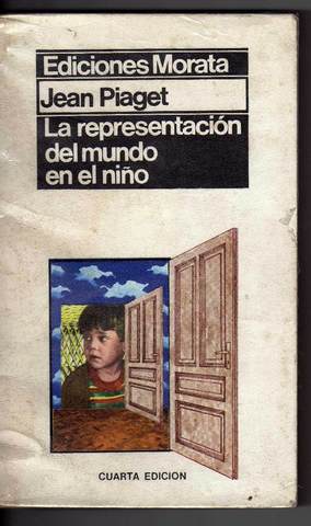 Publica su primer libro.