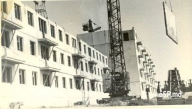 Монтаж панелей