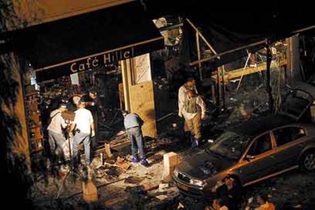 21 הרוגים בפיגוע בדולפינריום בתל אביב.