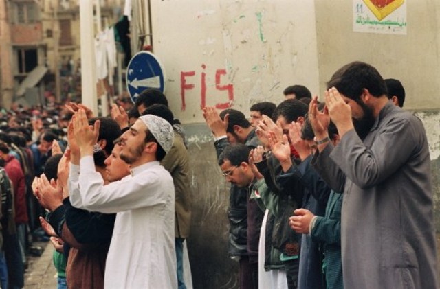 Le FIS a son agrément