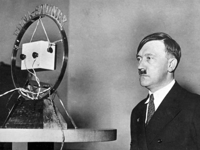 Asume Hitler como cansiller de Alemania