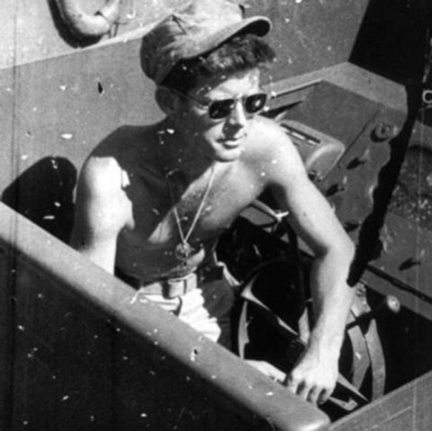 le lieutenant kennedy,heros de guerre