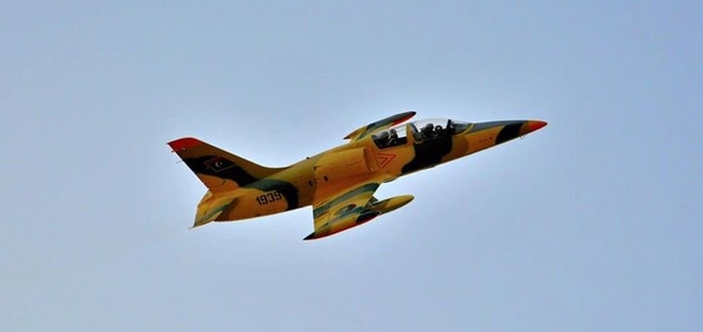 Militants Target Plane