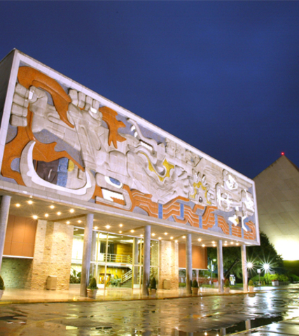 Tecnológico de Monterrey, comenzó a utilizar tecnología.