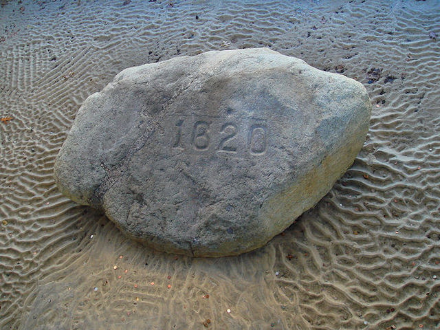 Plymouth Colony established