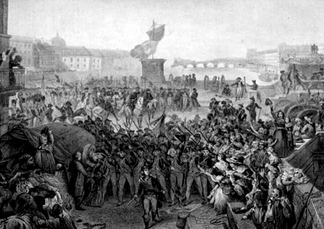 Napoleon returns to Paris