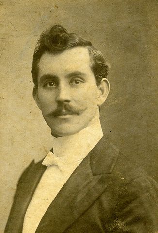 "Departamento de psicologia" Harvey Carr