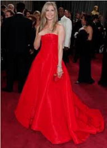 COSE Y FALDAS CON COLA