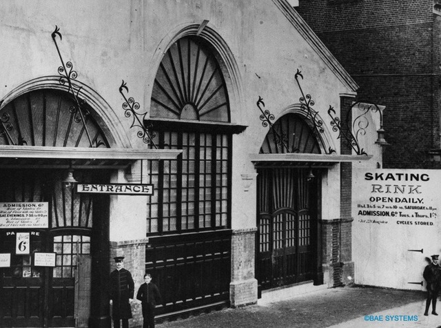 Sopwith builds his First Plane