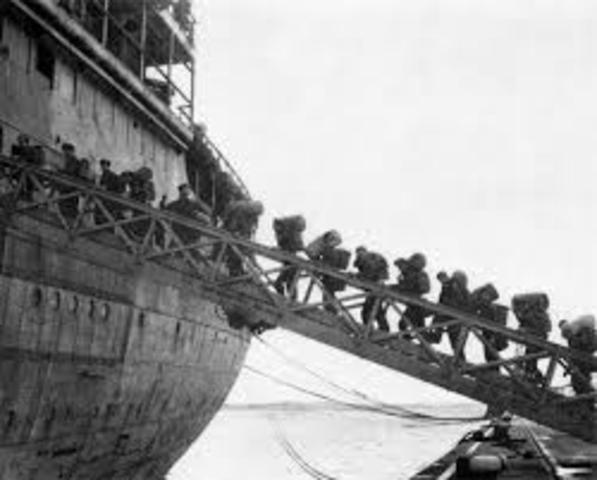 Units of the 1st Canadian Infantry Division sailed for Britain