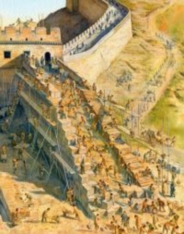 220 BC : Construction of Great wall of China