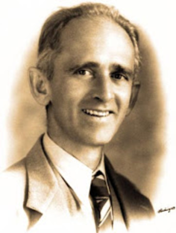 Viaja con su familia a Italia.