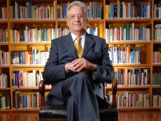 Fernando Henrique é reeleito presidente da República