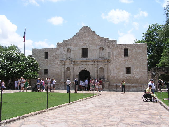 San Antonio becomes the capital of Texas