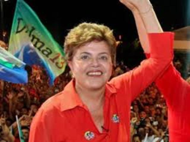 Dilma Roussef é eleita presidenta da República