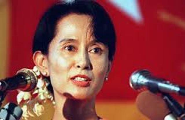 Burmese vote to retain Suu Kyi Burma presidential ban
