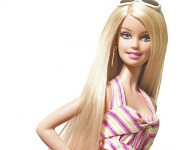 κούκλα barbie