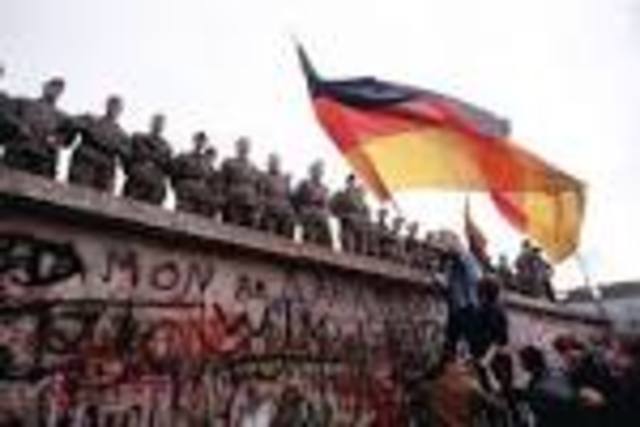 Fall of berlin wall