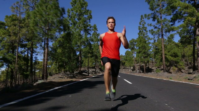 Montaug makes a run for it