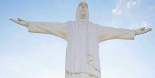 MONUMENTO A CRISTO REY