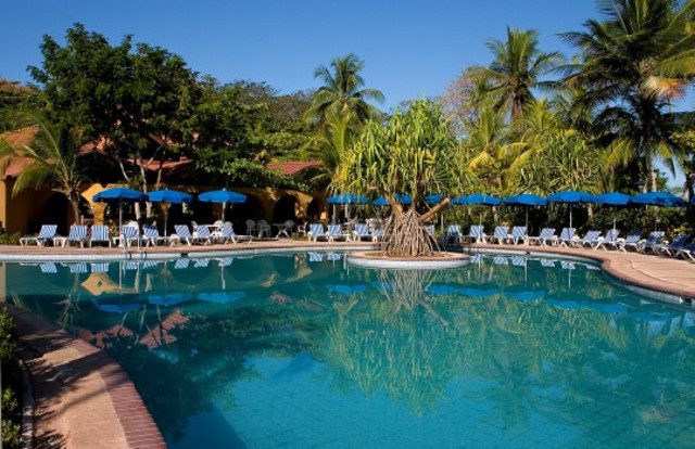 Arenas Playa Blanca Hotel