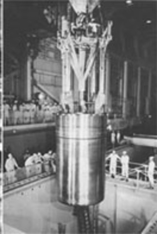 PRIMERA CONEXIÓN DE CENTRAL NUCLEAR A RED ELÉCTRICA