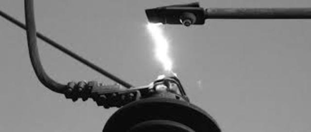 ESTUDIOS DEL ARCO ELÉCTRICO