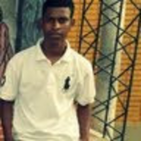 Primera Vez Con un computador Rodrigo Arce