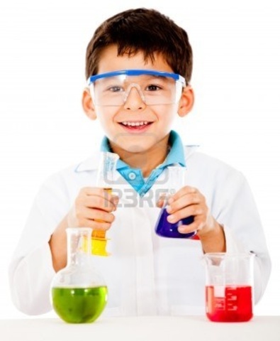 Ofesh: La tecnología educativa es la aplicación sistemática de los conocimientos científicos a la solución de problemas educacionales.