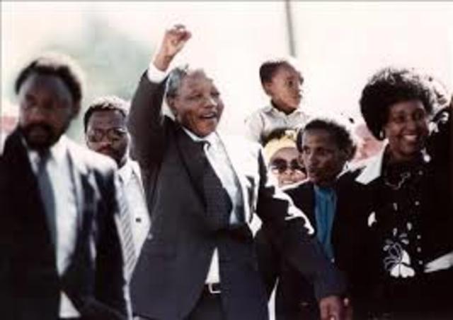 LA LIBERACIÓN DE NELSON MANDELA