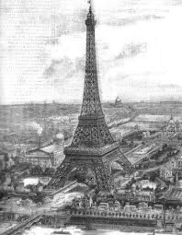 Se constrye la  torre Eiffel