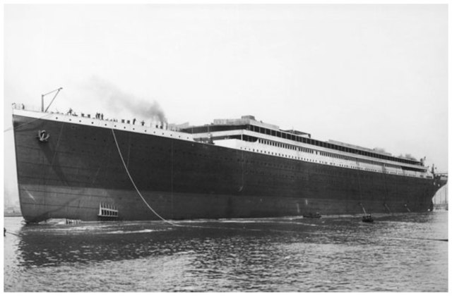 TITANIC (LOGRO DE LA INGENIERÍA)