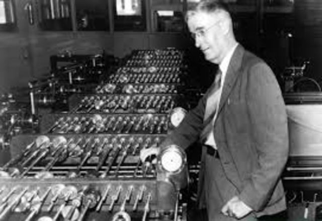 Vannevar Bush invented the Differential Analyzer