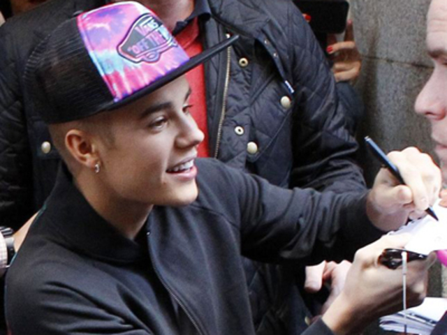 Expulsado Justin Bieber por mal comportamiento