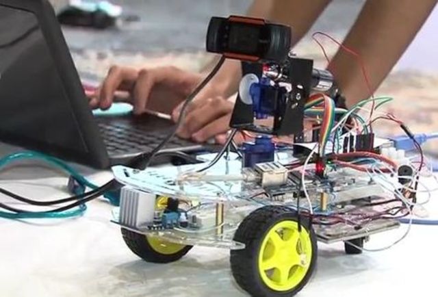 Robot que se controla con la vista