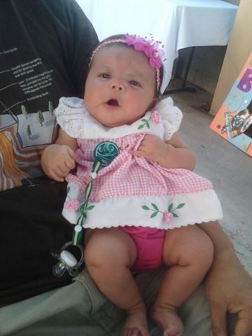 en el 2014 nacio mi sobrina Elisa