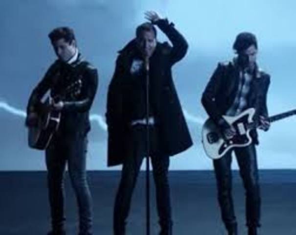 estreno de las canciones YO QUISIERA Y NOVIEMBRE SIN TI