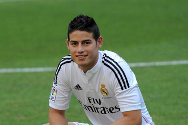 james entra a el real madrid