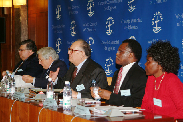 Takes Electricity to the World Council of Scholars