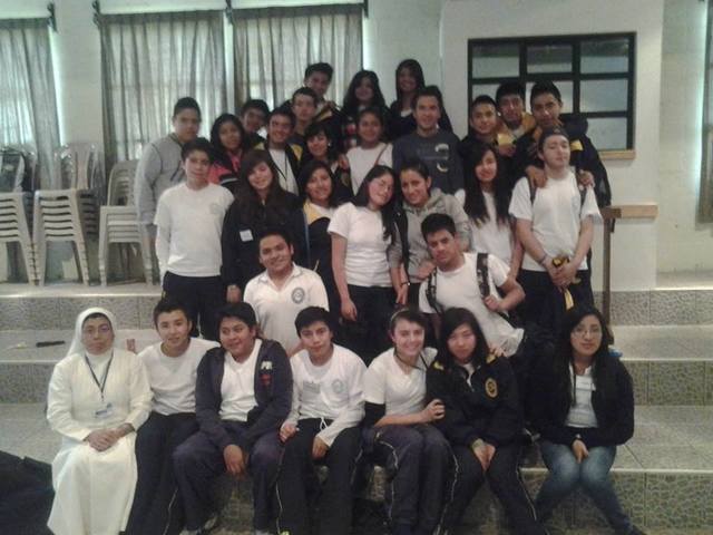 primer dia de clases en la robles