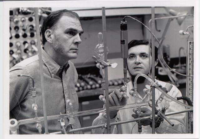 Roland and Molina announce that CFC's are depleting the ozone layer