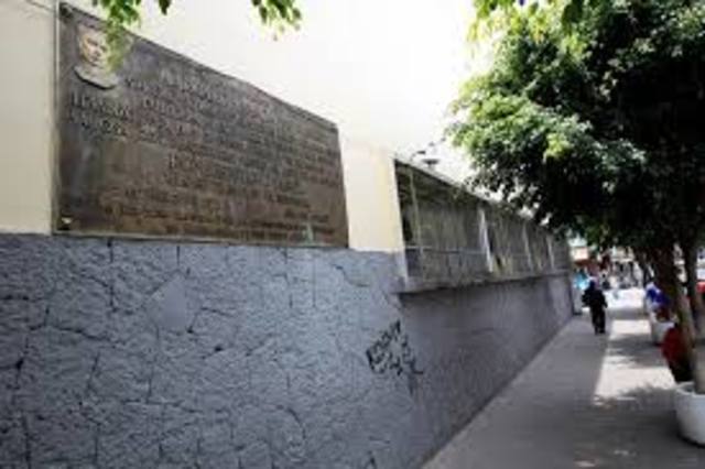 entrada a la primaria