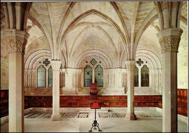 Monasterios y catedrales.