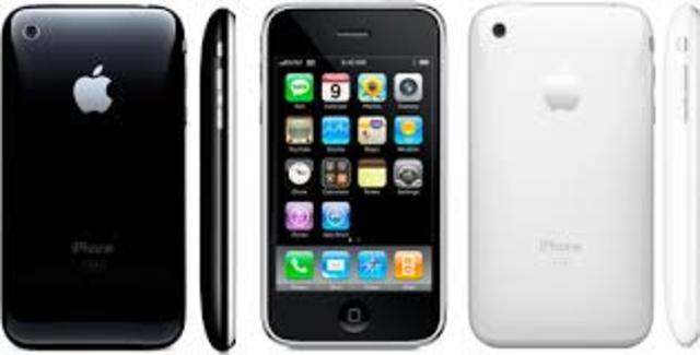 Es lanzado el IPhone 3G.