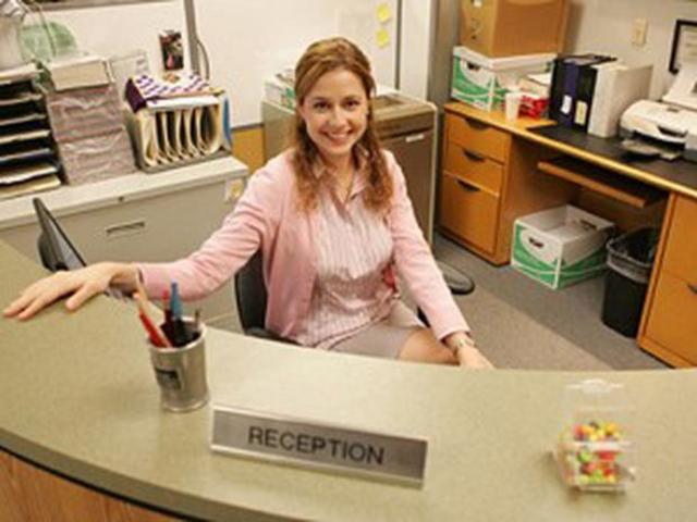 Start Working at a Reception Desk