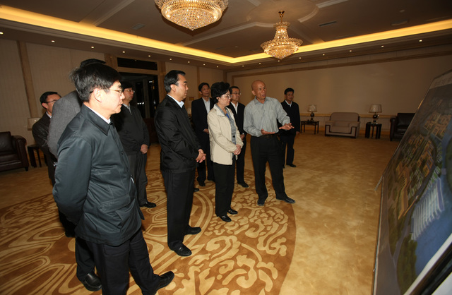 自治区主席刘慧一行到中卫调研大学筹建事宜