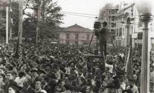 Gran manifestacion, liderada por Herrera.