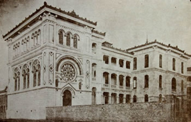 Universidad colonial
